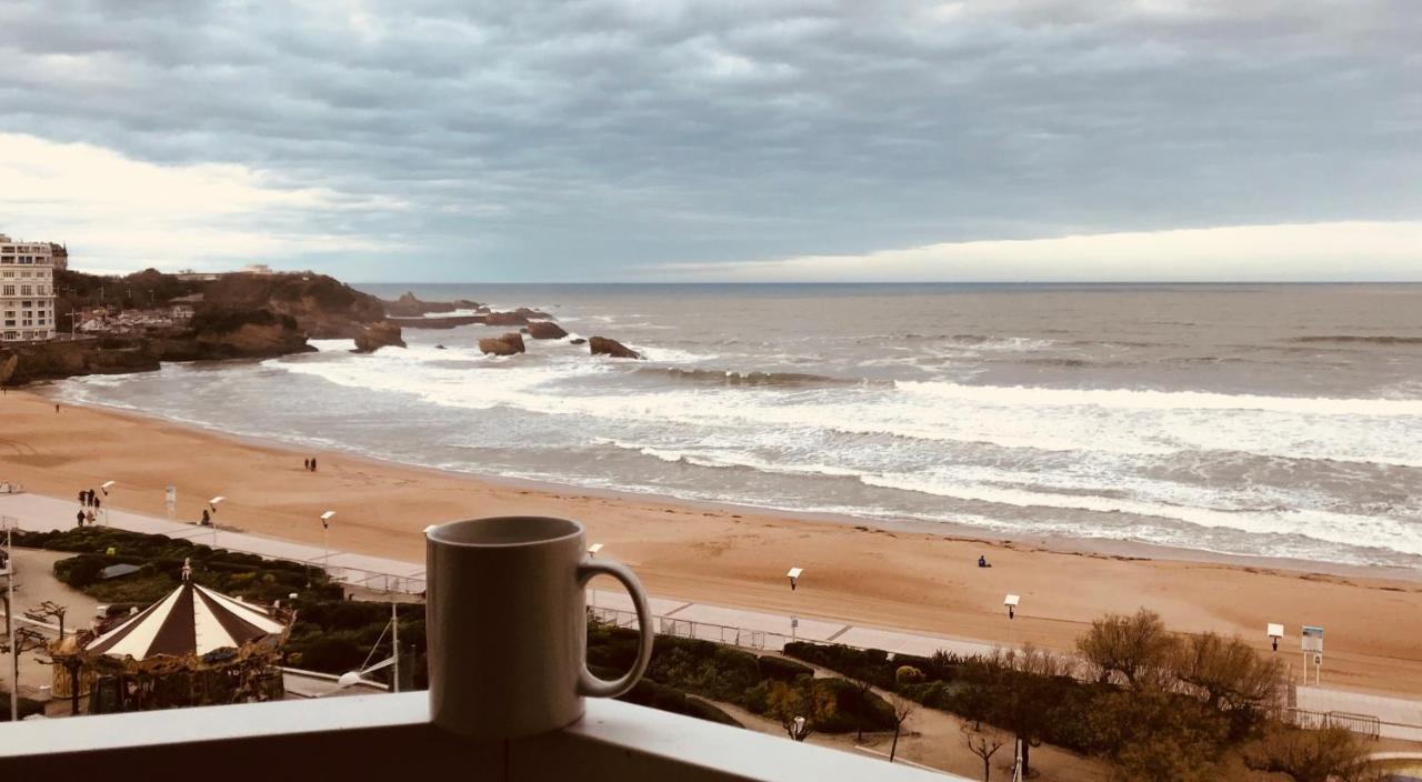 L'océan à perte de vue, la grande plage à vos pieds Biarritz Exterior foto
